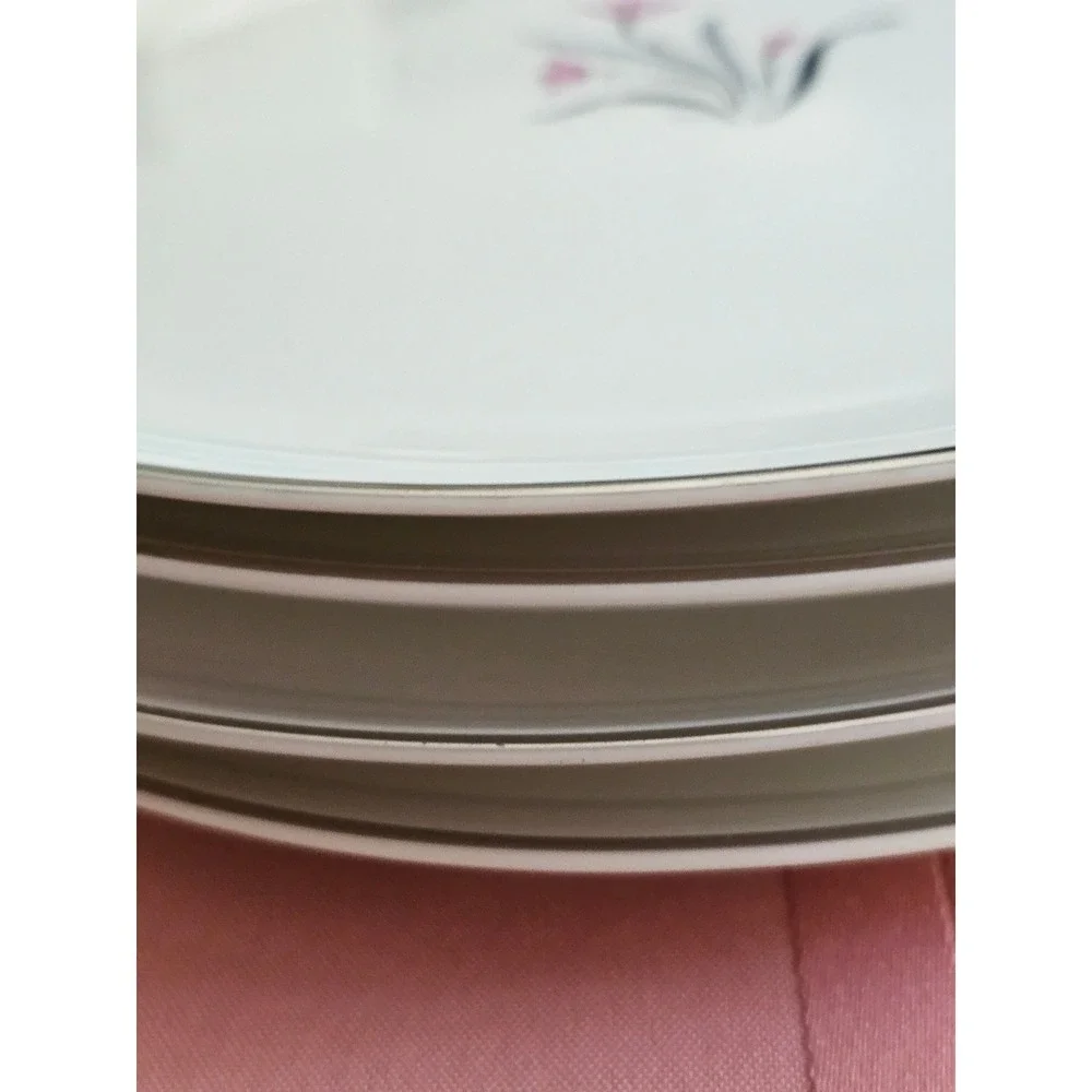Syracuse China Alpine Pink Tulip 20pc Dinnerware Set 4 Place Settings Platinum